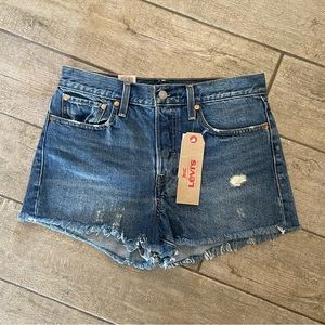 Levi’s High Rise Wedgie Fit Denim Shorts Distressed